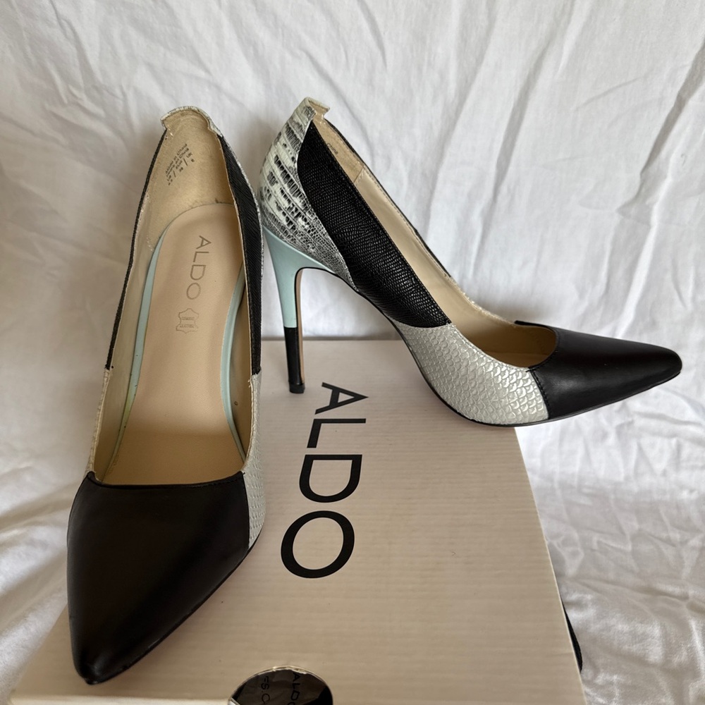 Aldo Two-Tone Black, Silver & Mint Pointed Toe Heels